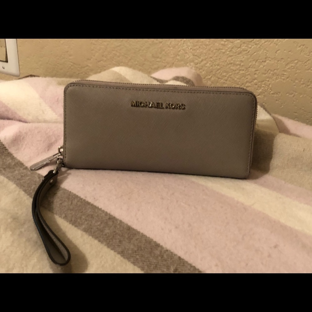 MK Gray wristlet